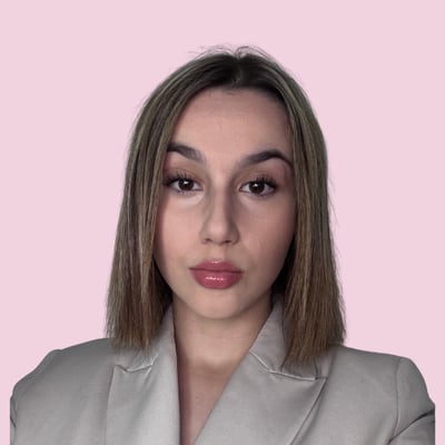Anastasia, founder of The Scale Atelier